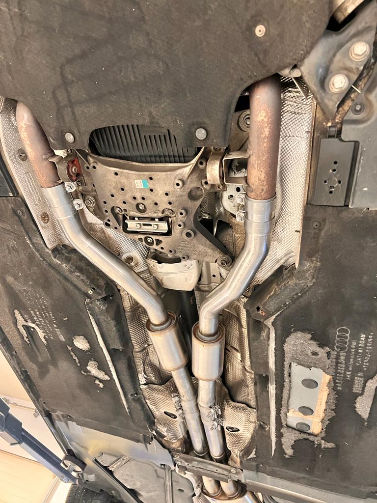 Audi S4 - B9 Vorschalldämpfer Audi S4 - B9 Vorschalldämpfer