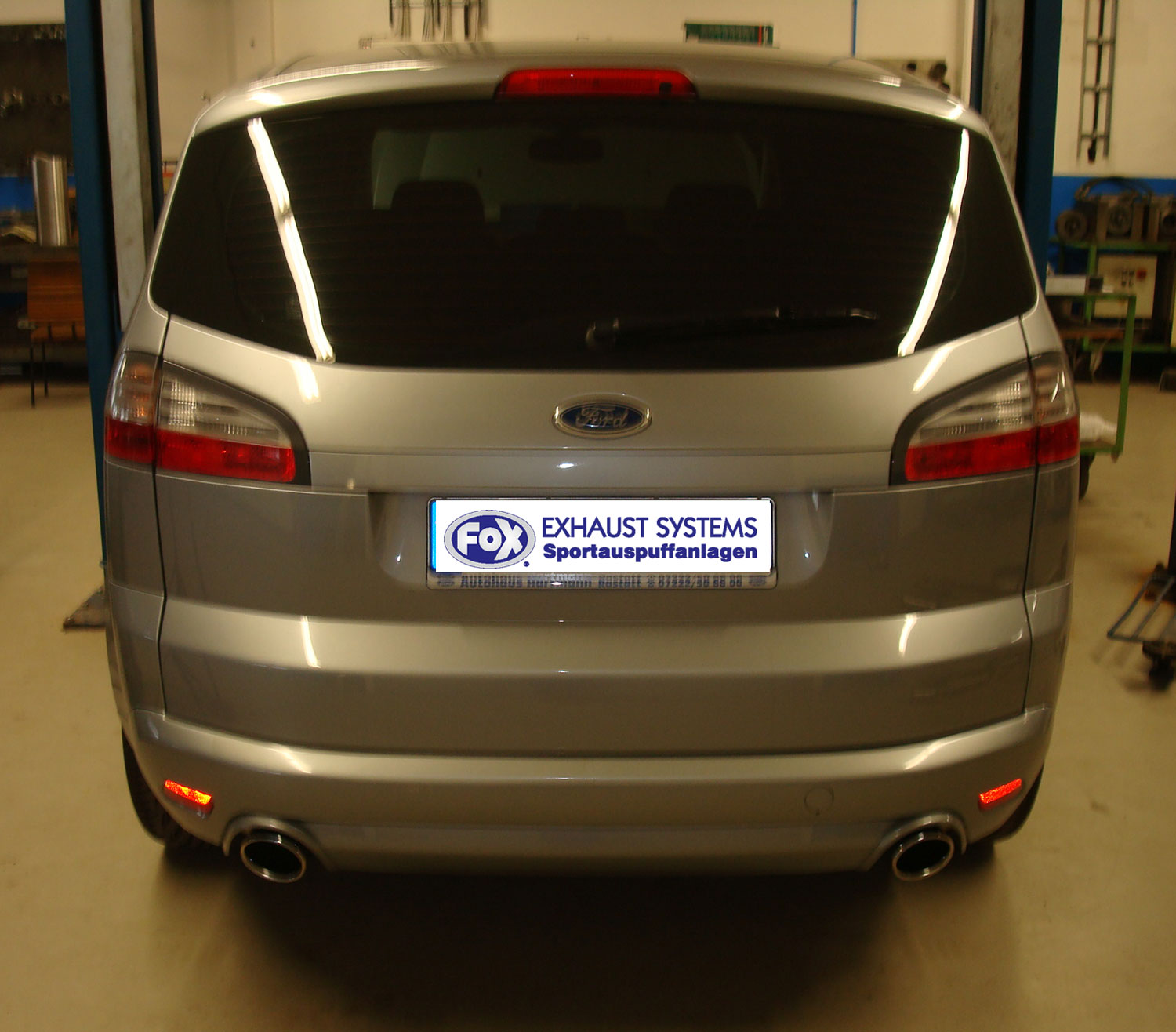 Ford S-Max Endschalldämpfer rechts/links - 115x85 Typ 38 rechts/links Ford S-Max Endschalldämpfer rechts/links - 115x85 Typ 38 rechts/links