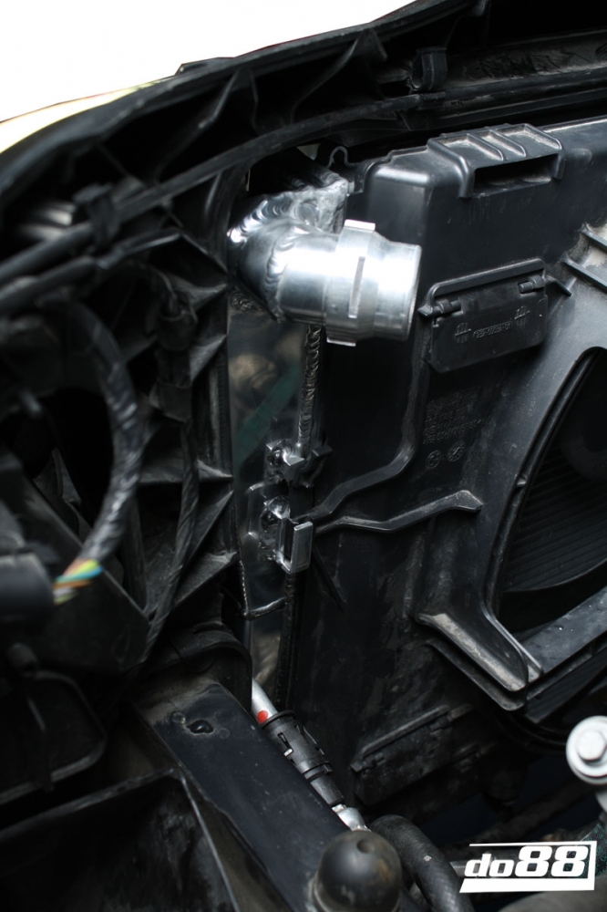 BMW M3 E90 E92 Wasserkühler Aluminium