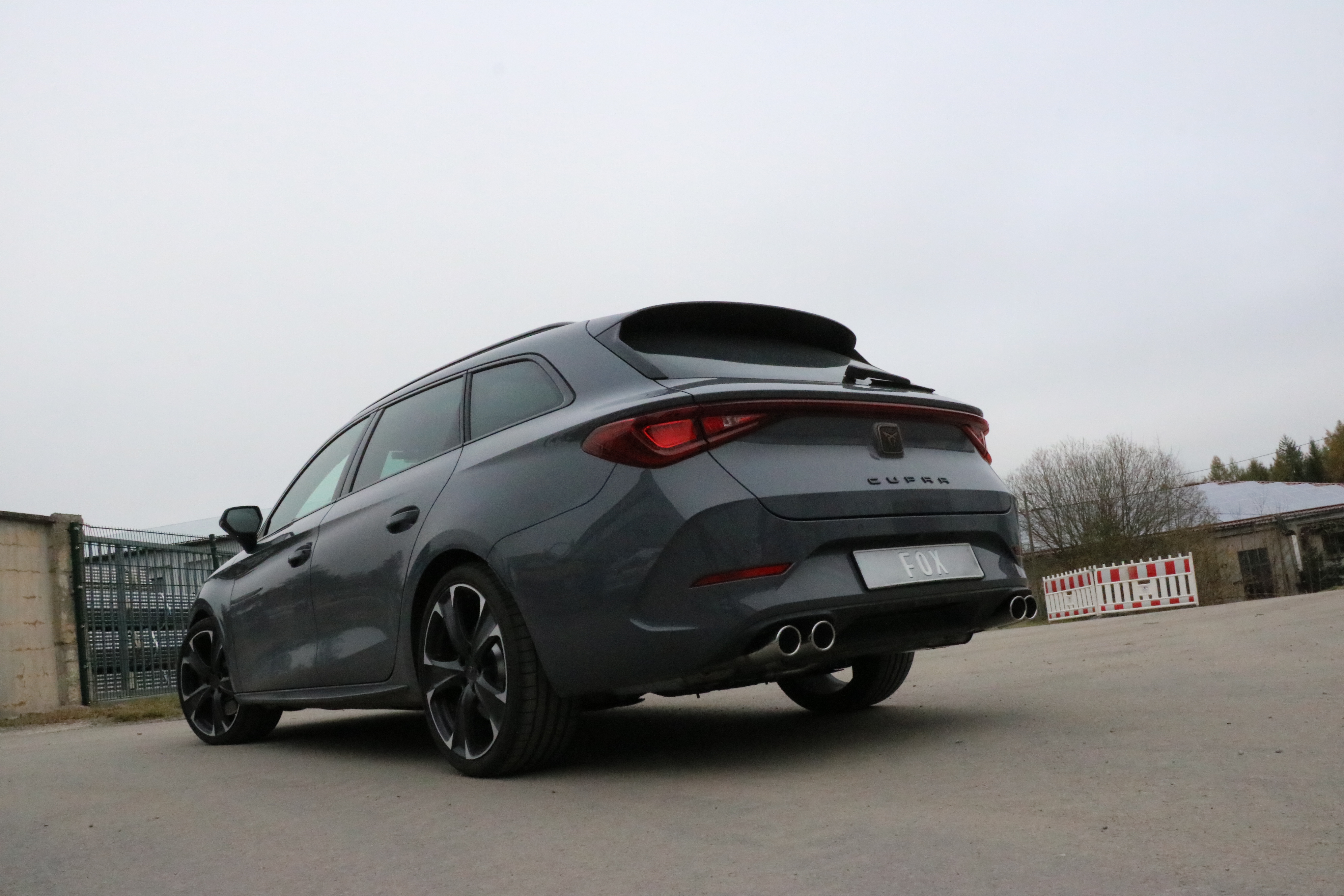 Cupra Leon KL ST 4x4 Halbanlage ab OPF - 2x88x74 Typ 32 rechts/links Cupra Leon KL ST 4x4 Halbanlage ab OPF - 2x88x74 Typ 32 rechts/links