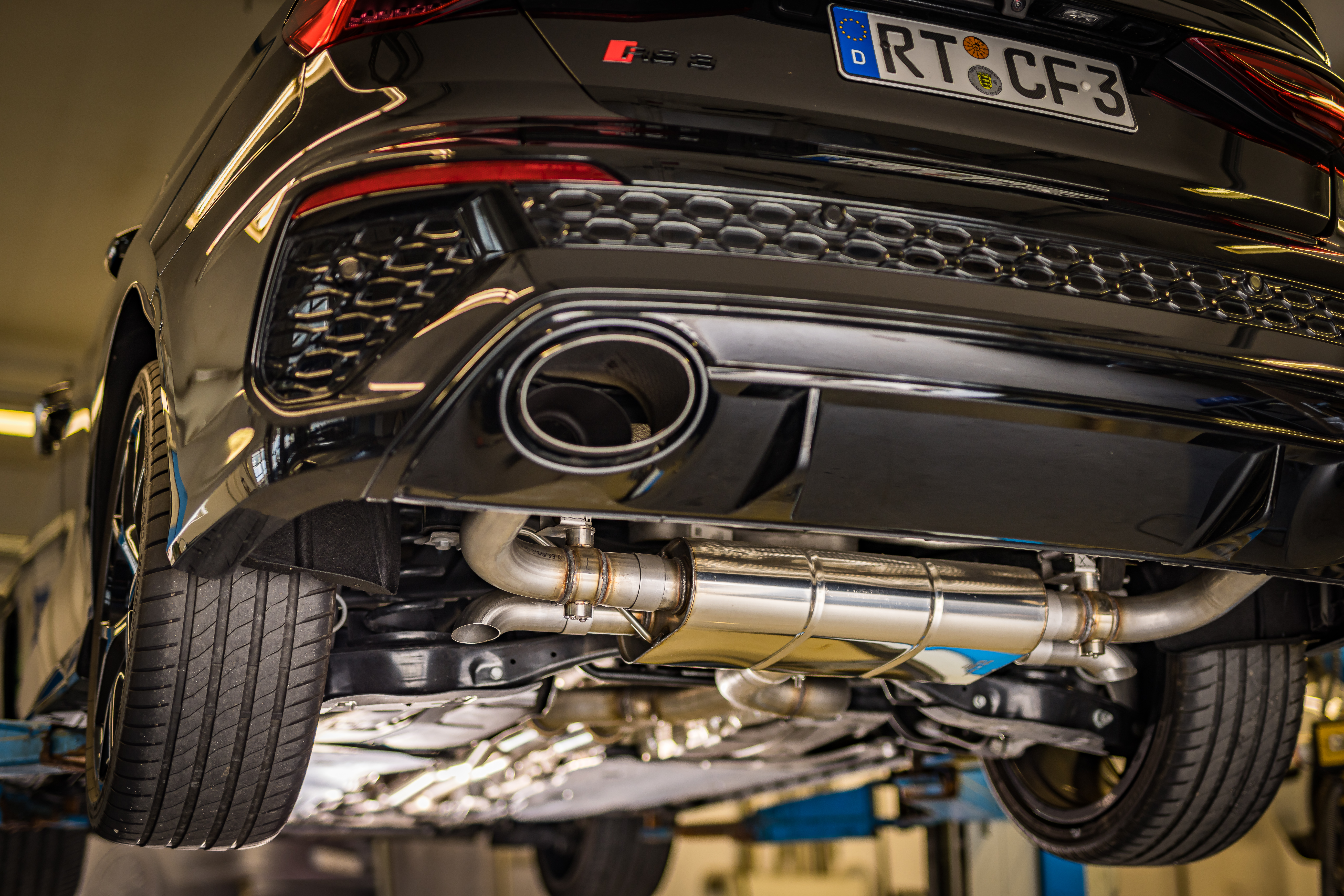 Audi RS3 8Y Limousine Halbanlage ab OPF mit 2 Abgasklappen - Ausgang in den originalen Endrohren