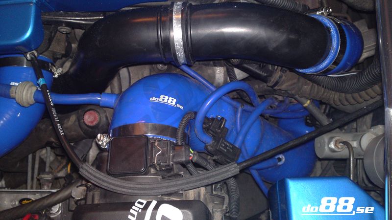 Volvo S40/V40 2.0T/T4 98-04 Einlassschlauch Blau