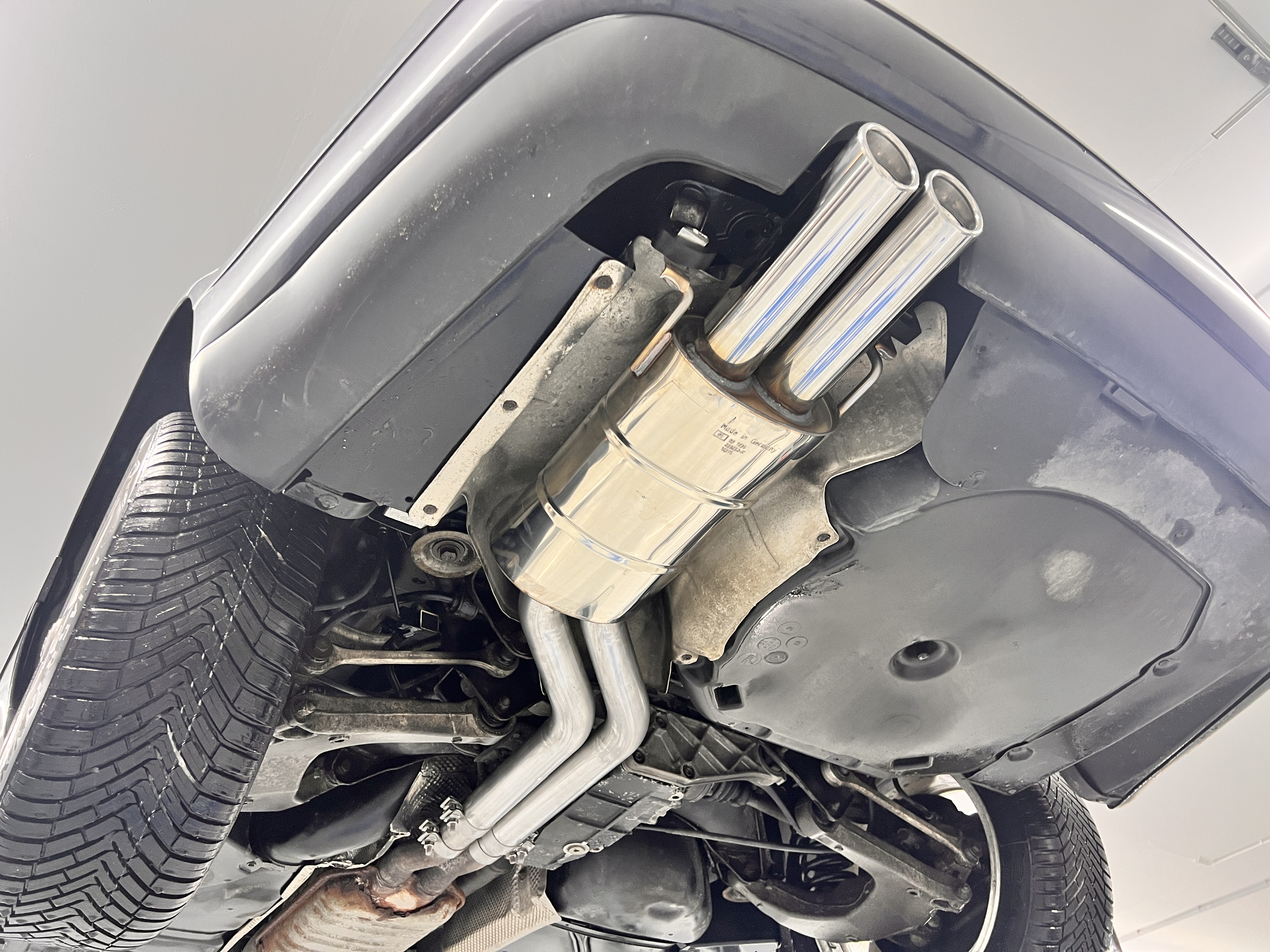 Audi A8/S8 Typ D2 Endschalldämpfer - 2x76 Typ 17
